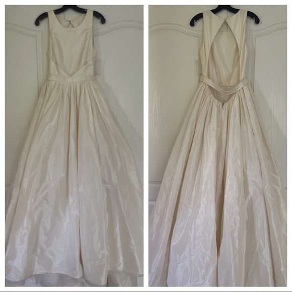 AMSALE Troy Silk Taffeta Wedding Gown - Picture 9 of 16